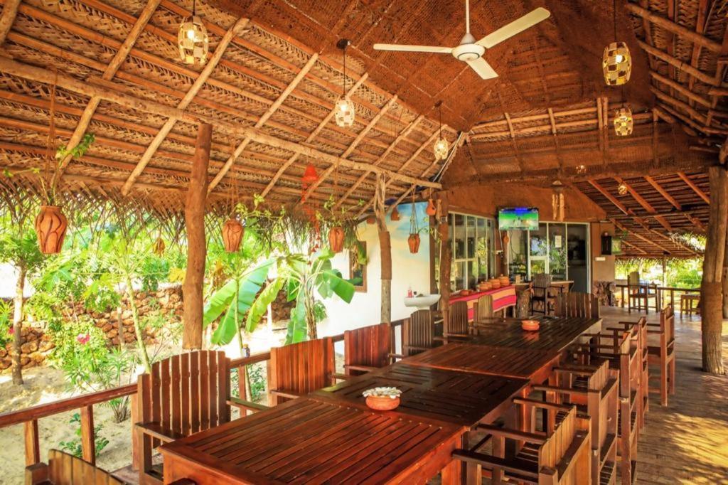 Whisky Point Surf Cabana Аругам-Бей Екстер'єр фото
